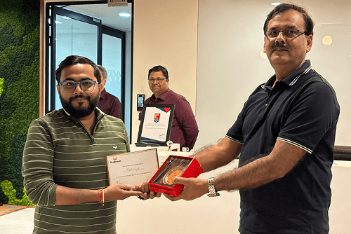 WhatsApp Image 2025-11-15 at 6.03.17 PM